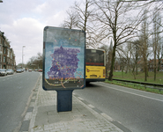 805999 Afbeelding van de Mupi op de Catharijnesingel te Utrecht met het affiche Hartje Utrecht - Hart van Nederland, ...